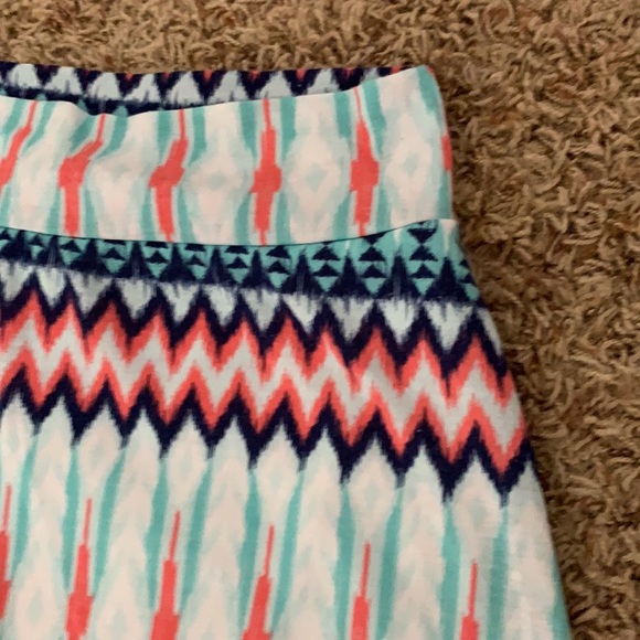 Chevron Maxi Skirt - Picture 2 of 4